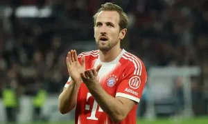 هاري كين مستمر مع بايرن ميونخ، لكن إيتا إيونغ لا تزال خياراً مطروحاً لبرشلونة